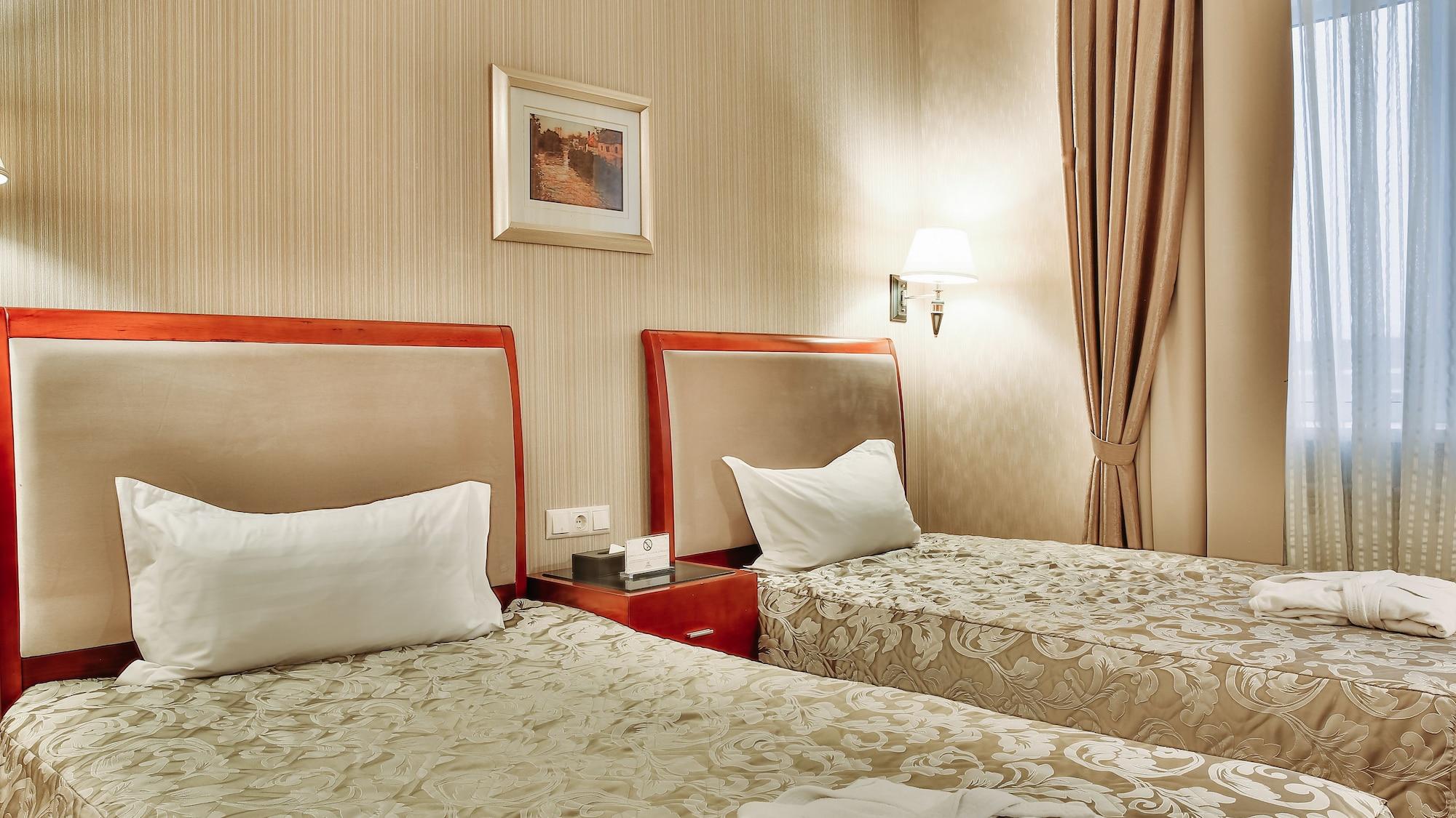 Hotel Goldman Empire Astana Exterior foto
