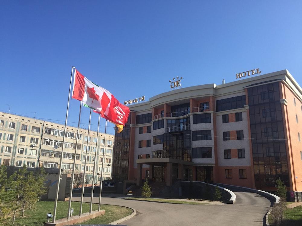 Hotel Goldman Empire Astana Exterior foto