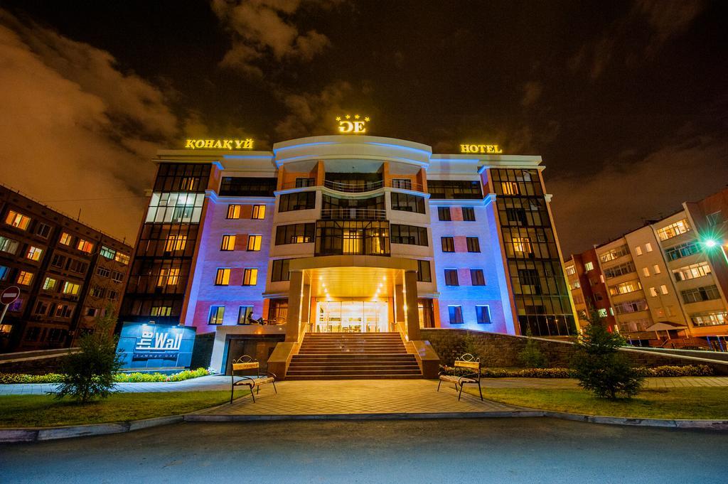 Hotel Goldman Empire Astana Exterior foto